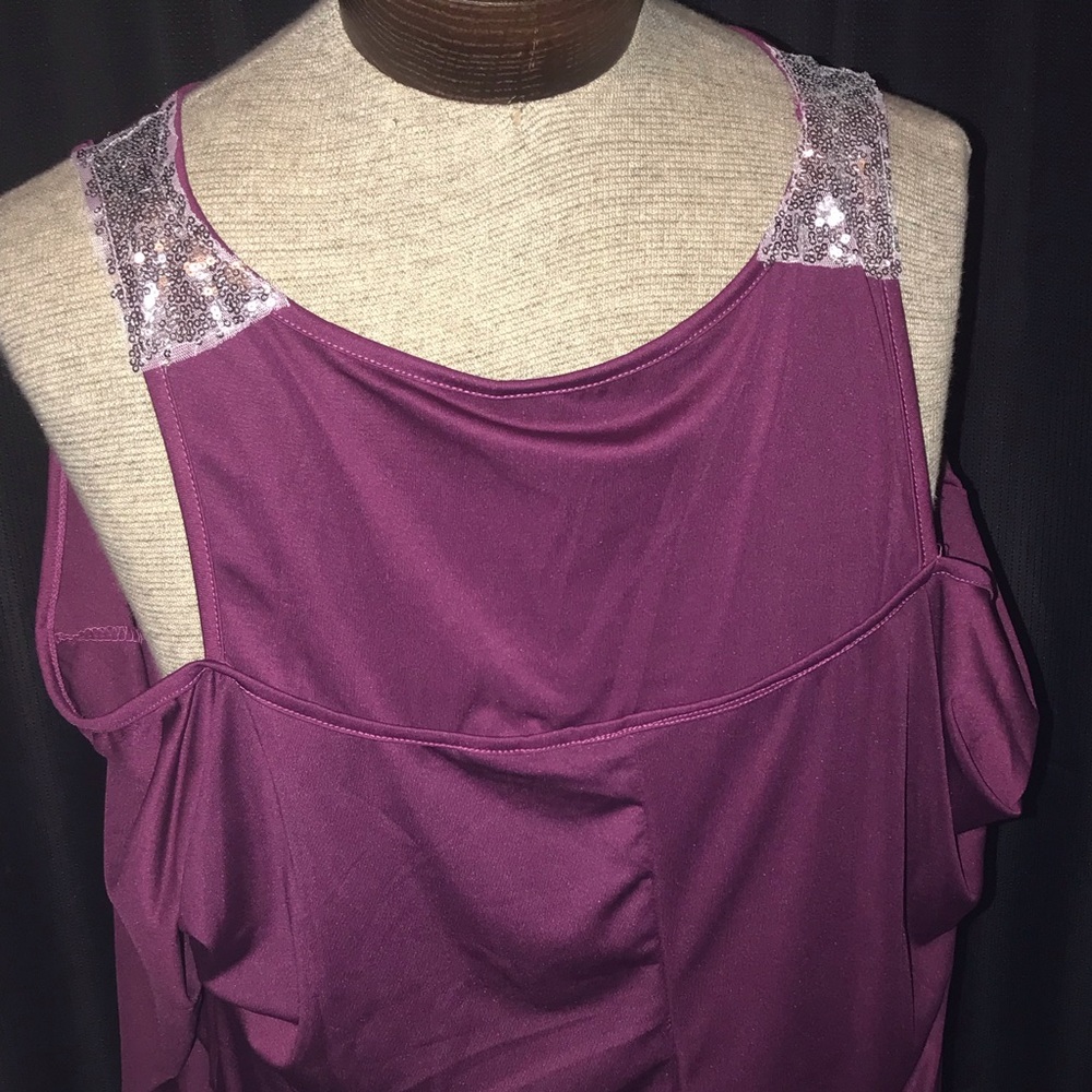 Cold shoulder top